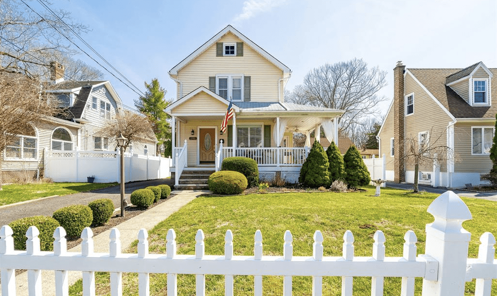 290 Livingston Street, Norwood